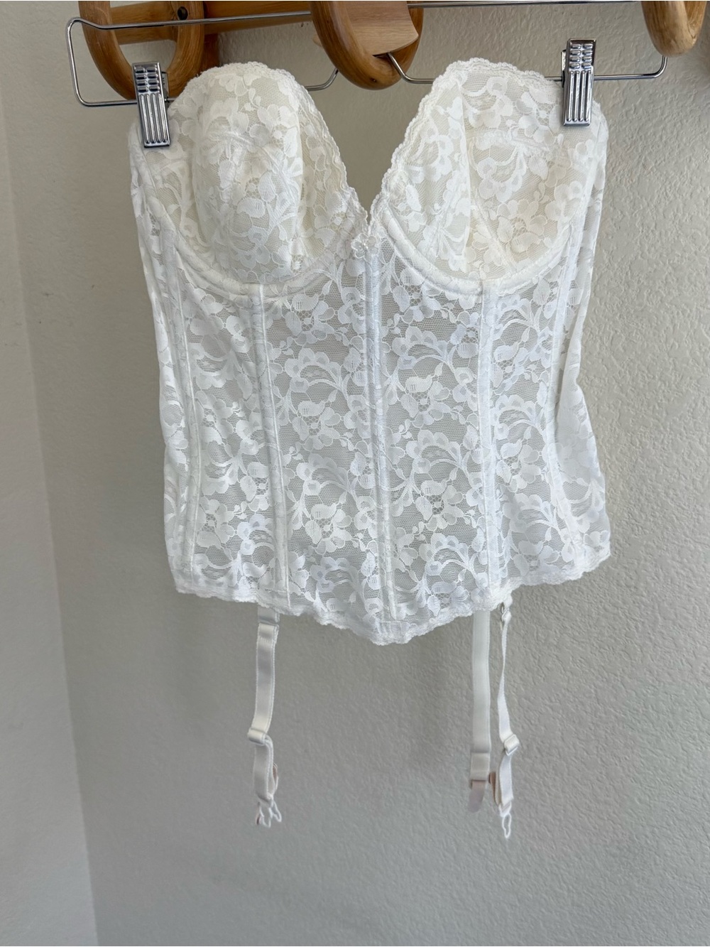 Romantic coquette whimsical 80s Vintage white Corset Bustier Garters size 34C